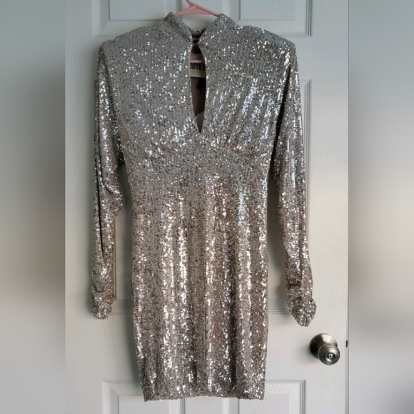 Aniye By Short Dress Silver - Picture 4 of 9